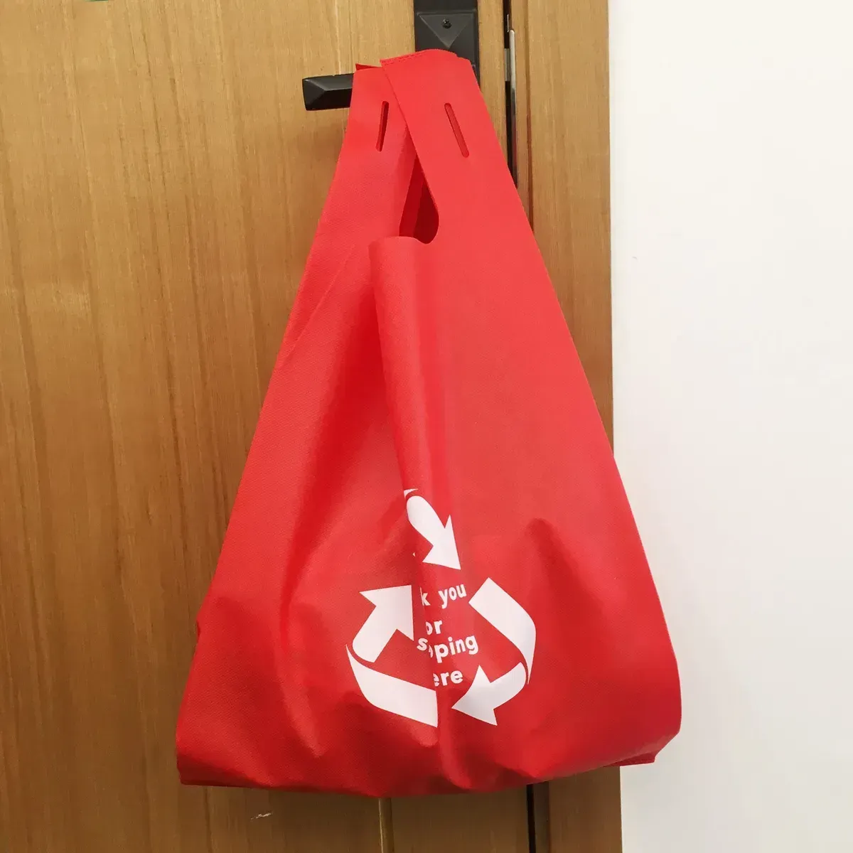 Custom logo printed reusable heat seal non woven vest shopping bag for supermarket