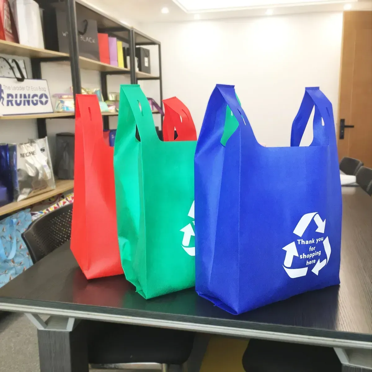 Custom logo printed reusable heat seal non woven vest shopping bag for supermarket