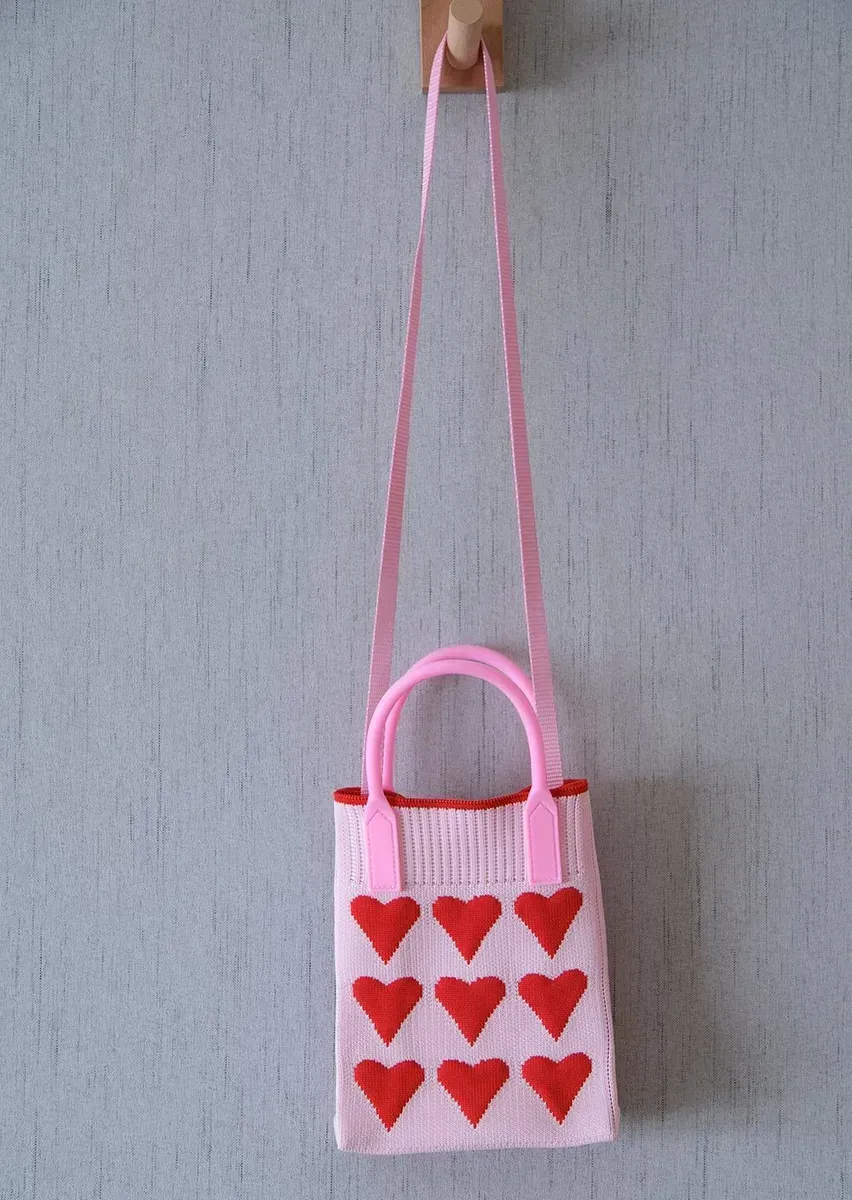 2023 new fashion autumn winter wholesale custom reusable  chunky knitted  shoulder mine bag  for kids and girls - Detail
