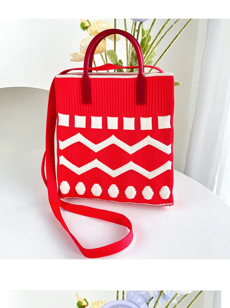 2023 new fashion autumn winter wholesale custom reusable  chunky knitted  shoulder mine bag  for kids and girls - Detail