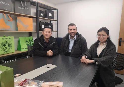 Spain customer cooperation